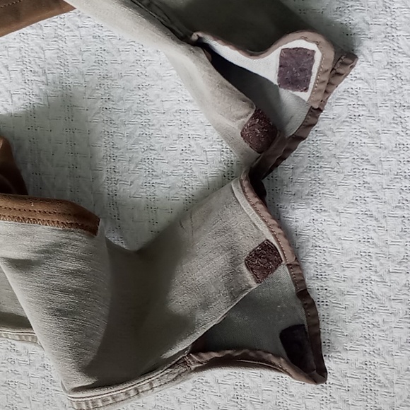 Goode Rider Embroidered Rear Pocket Riding Pants Breeches Size 26R Tan - Picture 7 of 16